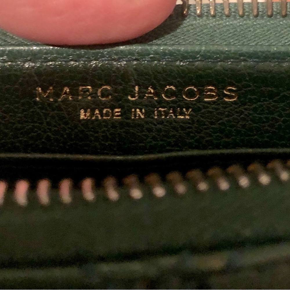 🌴🤩AUTHENTIC MARC JACOBS DESIGNER QUILTED LEATHER ZIP TOP GREEN WALLET😍 - Picture 6 of 16